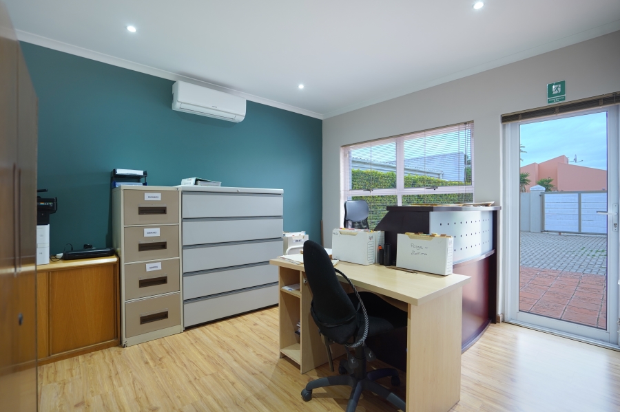 3 Bedroom Property for Sale in Parklands Western Cape